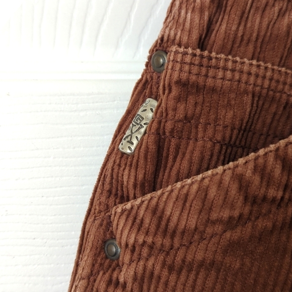 GX Know Who You Are 90's Vintage Wide Wale Corduroy Carpenter Shorts Brown 27 - Picture 8 of 14